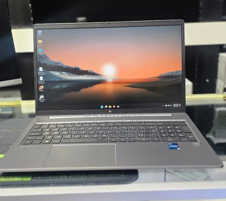 New Laptop HP 15 16GB Intel Core i7 SSD 512GB