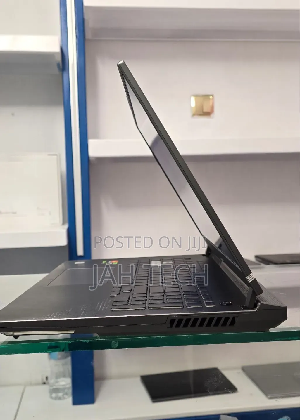 New Laptop Asus ROG Strix G17 16GB AMD Ryzen 9 SSD 1T