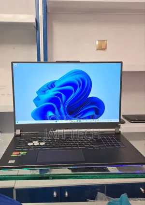 New Laptop Asus ROG Strix G17 16GB AMD Ryzen 9 SSD 1T