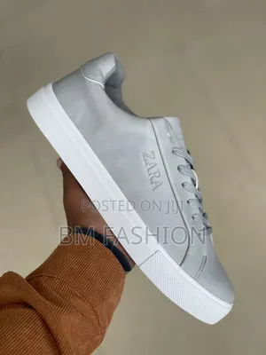Zara Full Grey Smooth Low-Top Sneakers