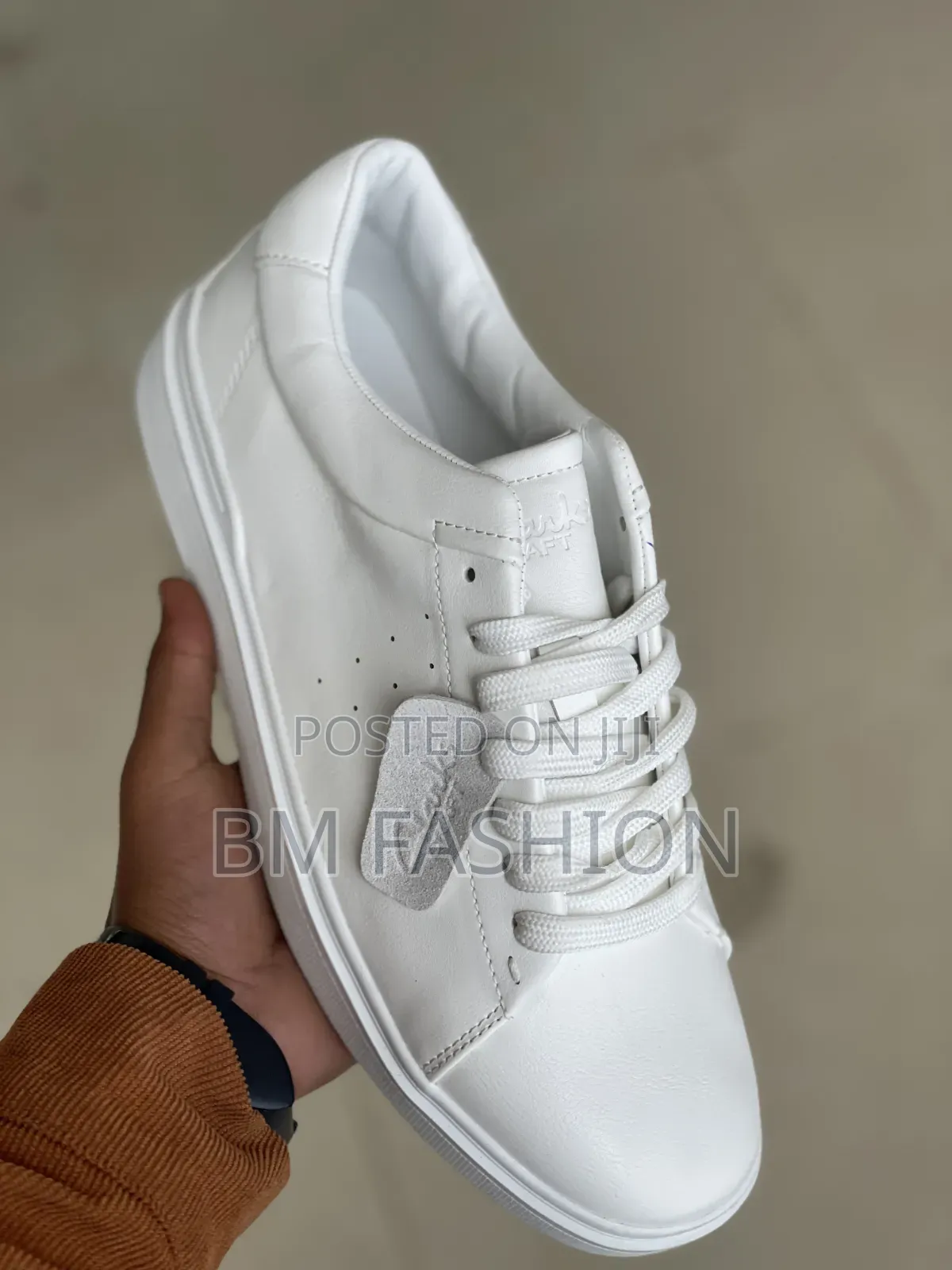 Clarks White Smooth Men's Shoes