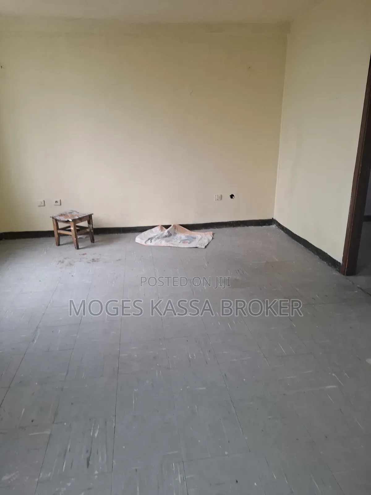 2bdrm Condo in አያት 49, Yeka for sale