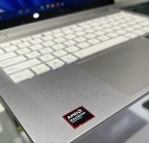 New Laptop Lenovo Yoga 7i 16GB AMD Ryzen 5 SSD 512GB