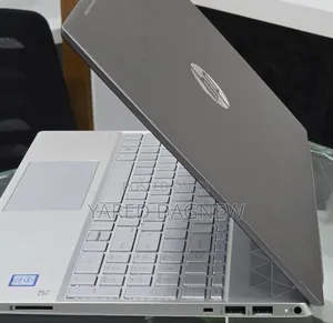 New Laptop HP Pavilion 15 8GB Intel Core i7 SSD 256GB