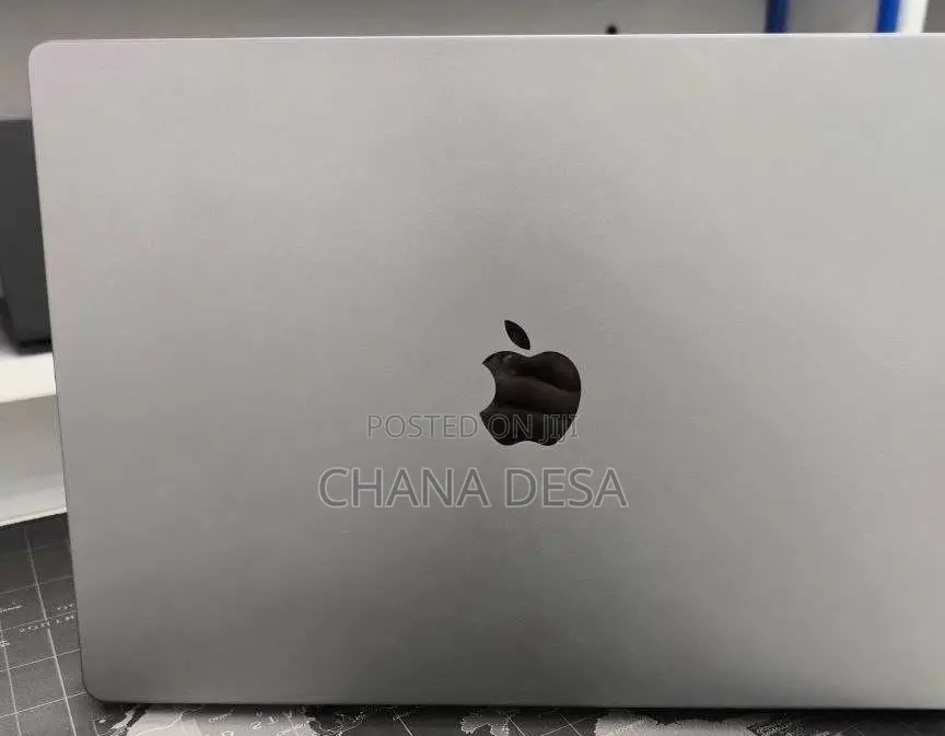 New Laptop Apple MacBook Pro 2023 M3 14-inch 8GB Apple M3 Pro SSD 512GB