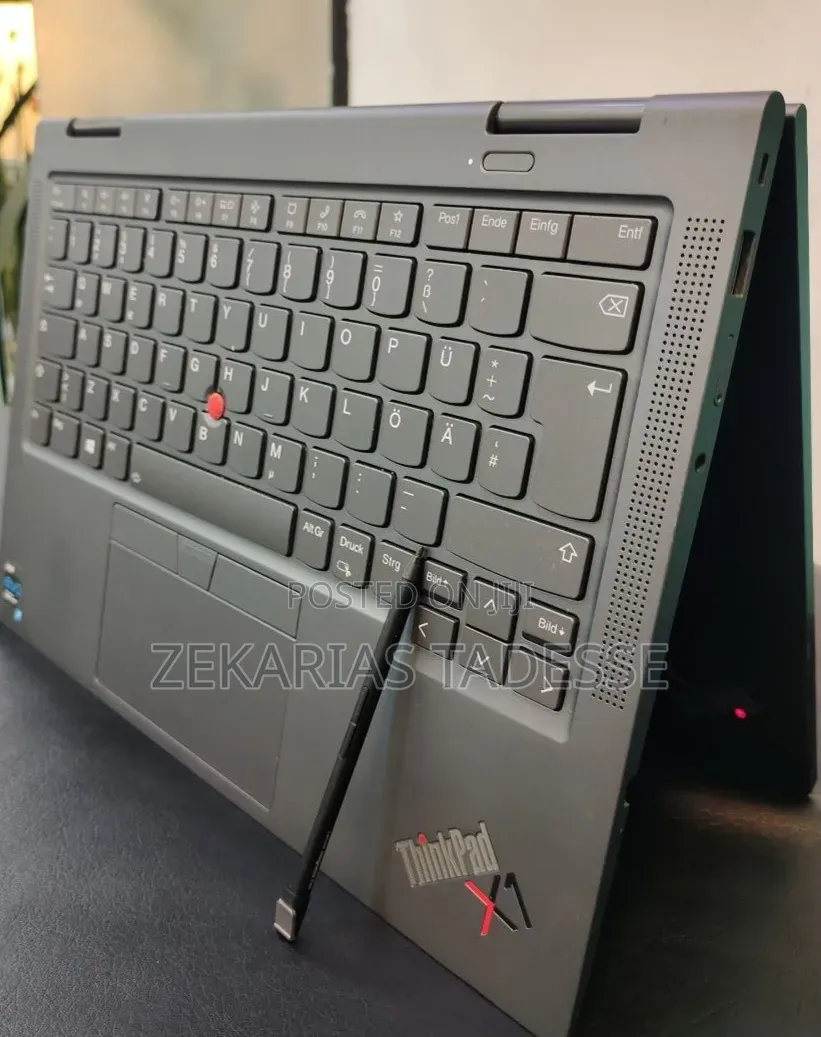 New Laptop Lenovo ThinkPad X1 Yoga 16GB Intel Core i7 SSD 512GB