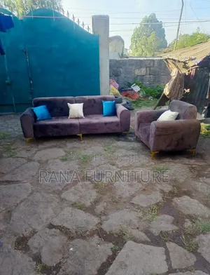 Classic Modern Sofa Set - Made With Quality Finish