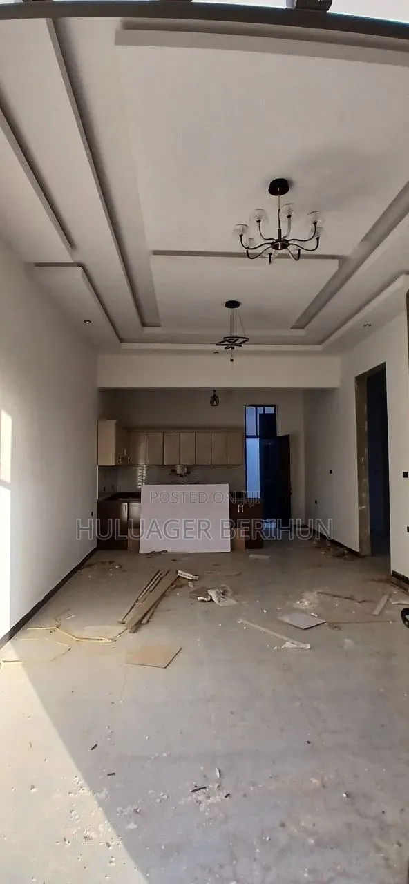 4bdrm Villa in Akaky Kaliti for sale