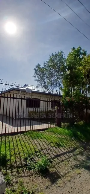 3bdrm Villa in Akaky Kaliti for sale