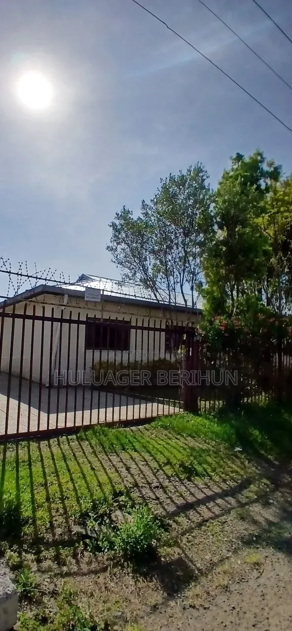 3bdrm Villa in Akaky Kaliti for sale