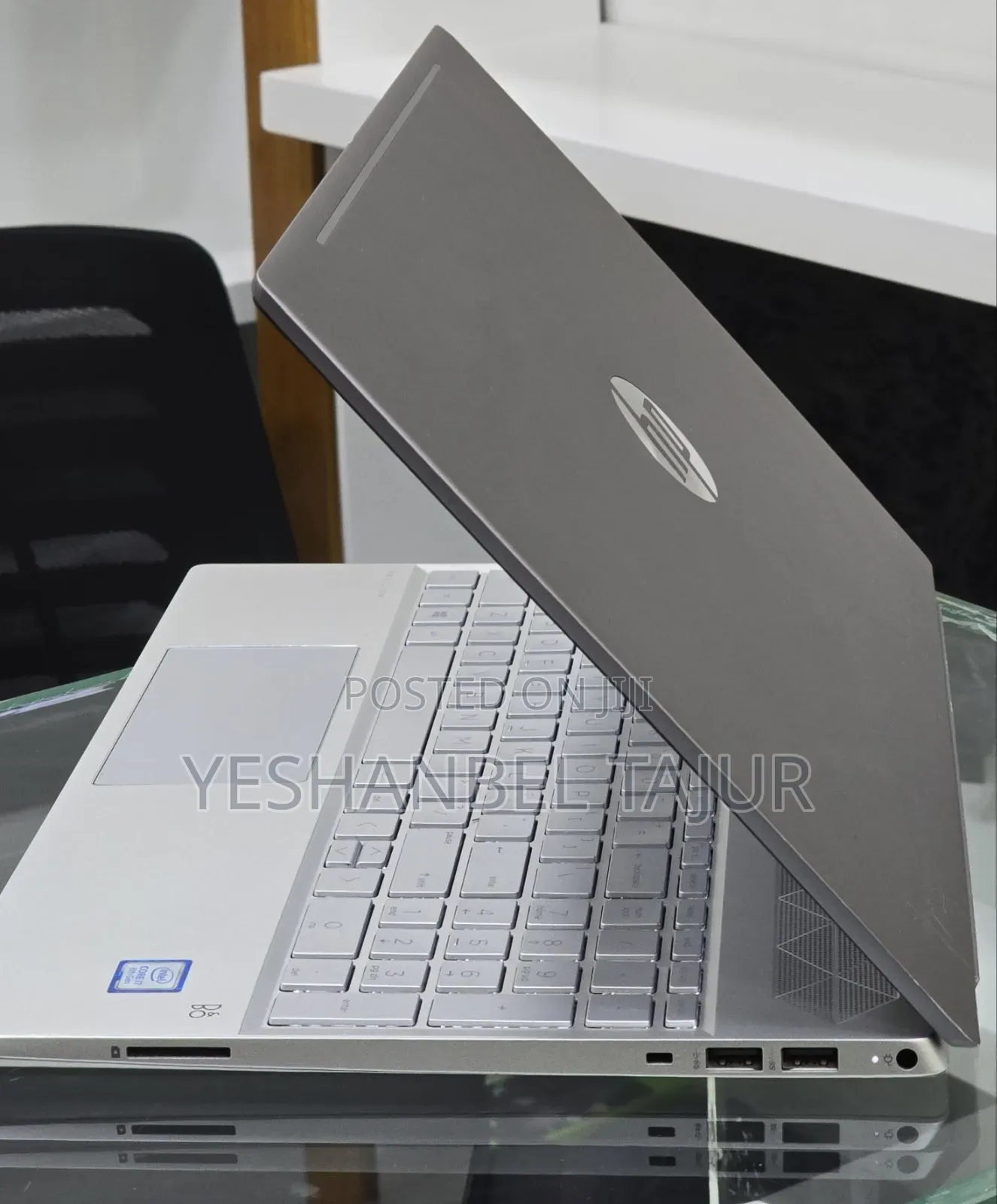 New Laptop HP Pavilion 15 8GB Intel Core i7 SSD 256GB