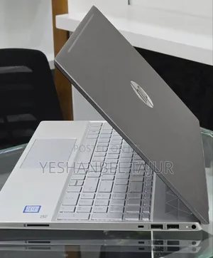 New Laptop HP Pavilion 15 8GB Intel Core i7 SSD 256GB