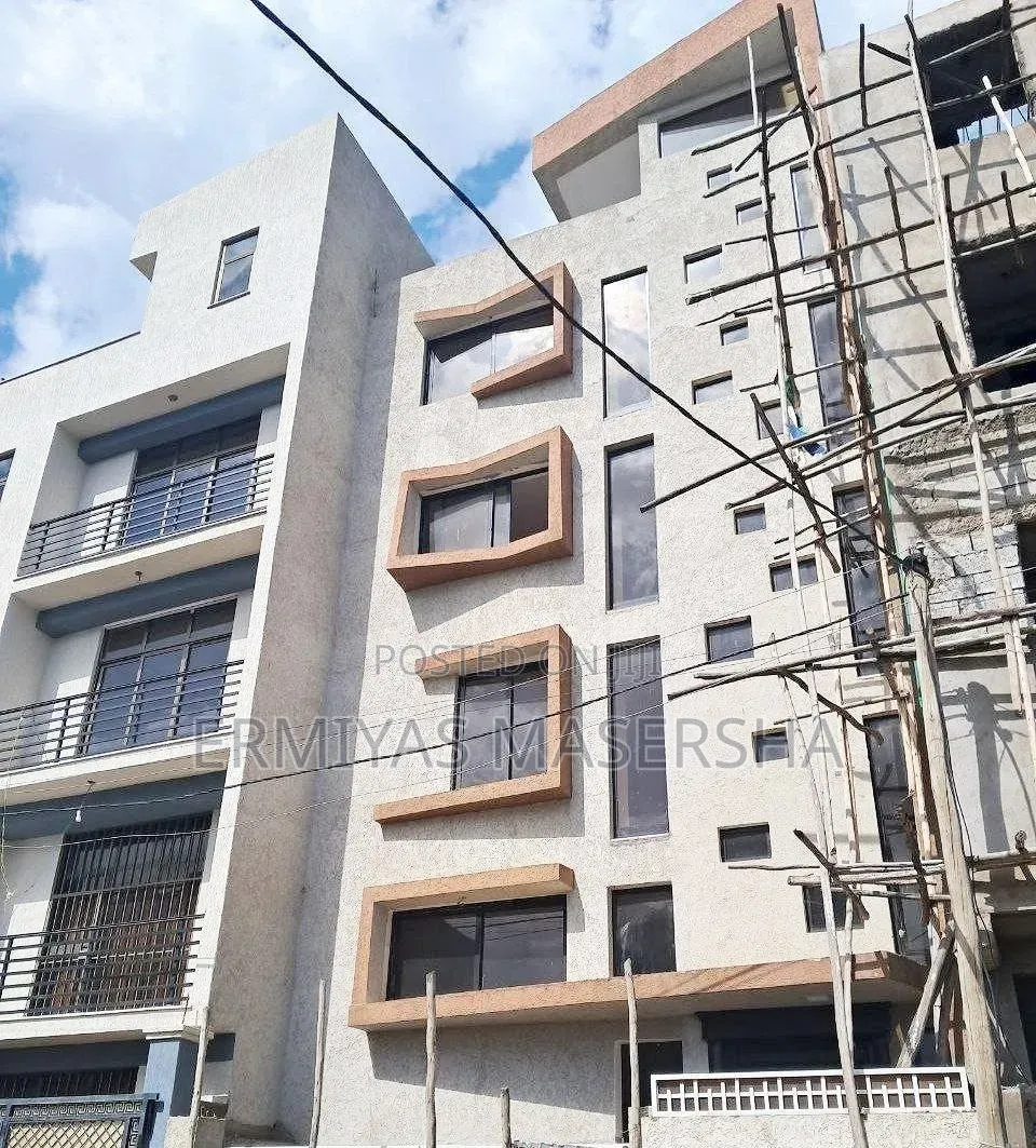 Furnished 6bdrm House in Yeka for sale
