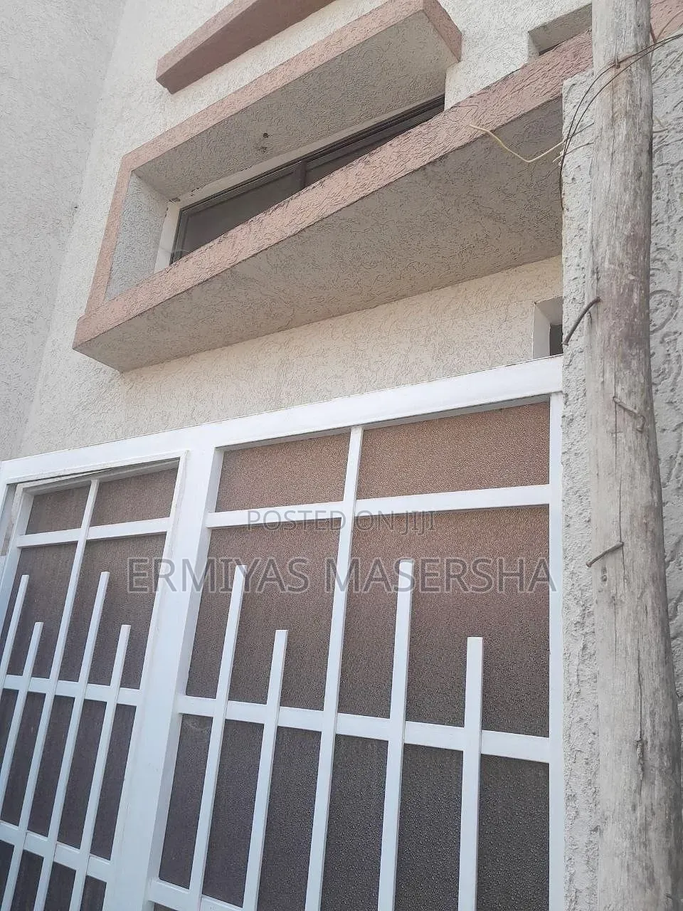 Furnished 6bdrm House in Yeka for sale