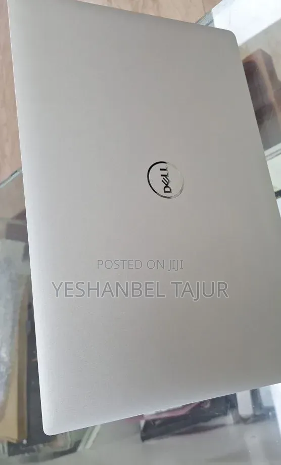 New Laptop Dell XPS 15 16GB Intel Core i7 SSD 512GB