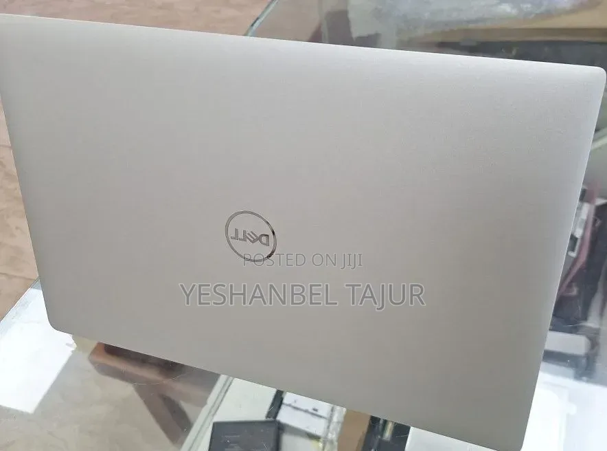New Laptop Dell XPS 15 16GB Intel Core i7 SSD 512GB