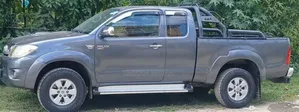 Toyota Hilux 2008 Gray