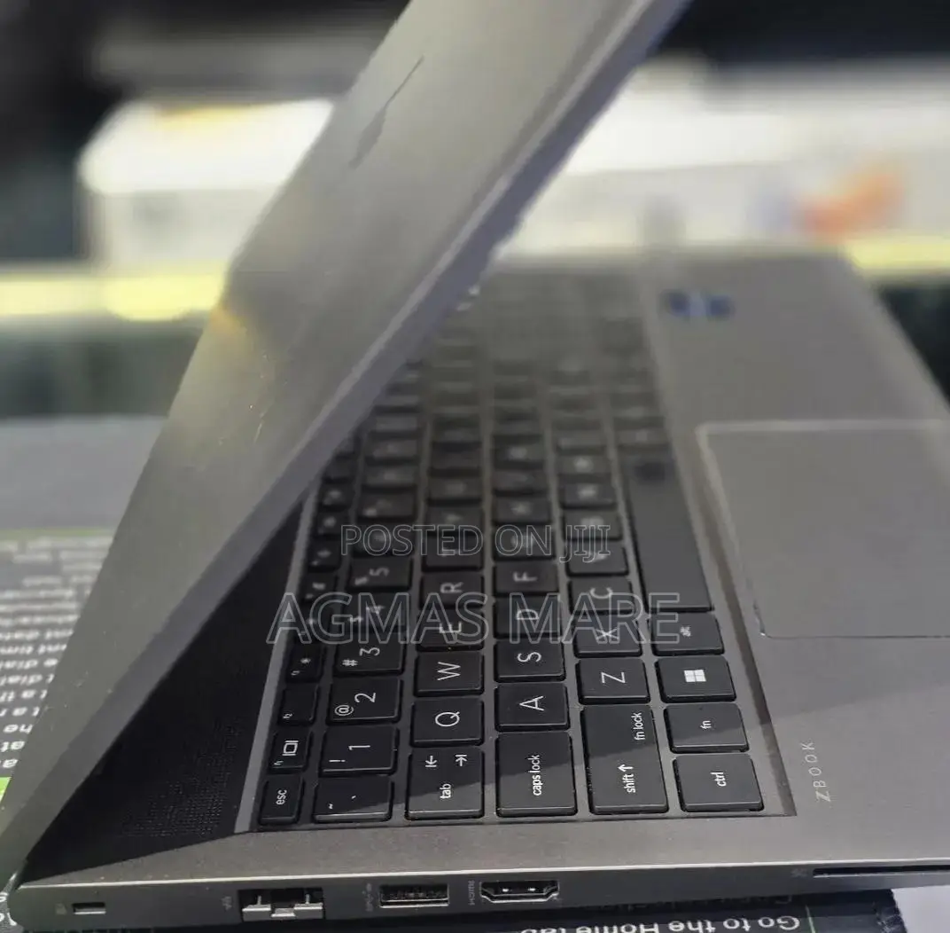 New Laptop HP ZBook 15 16GB Intel Core i7 SSD 512GB