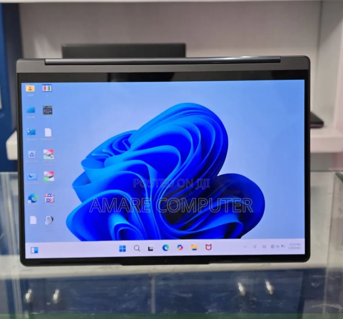 New Laptop Lenovo Yoga 9i 16GB Intel Core i7 SSD 1T