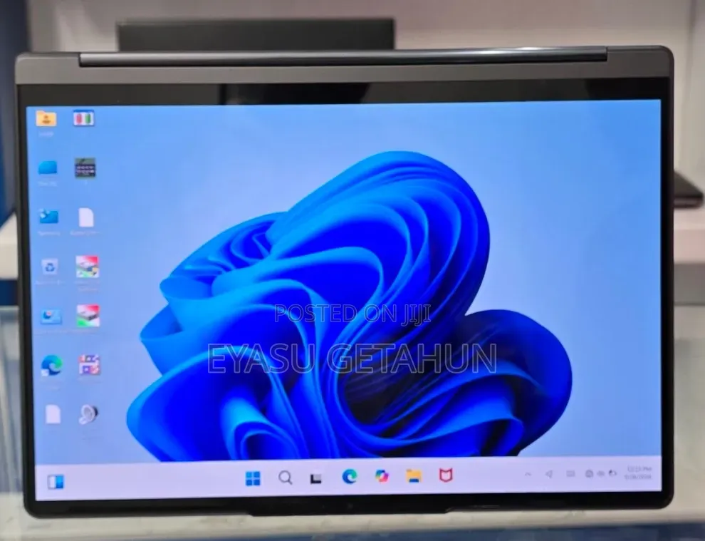 New Laptop Lenovo Yoga 9i 16GB Intel Core i7 SSD 1T