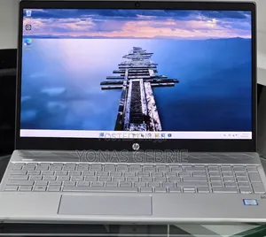 New Laptop HP Pavilion 15 8GB Intel Core i7 SSD 256GB