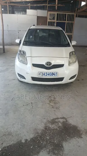 Toyota Yaris 2008 White