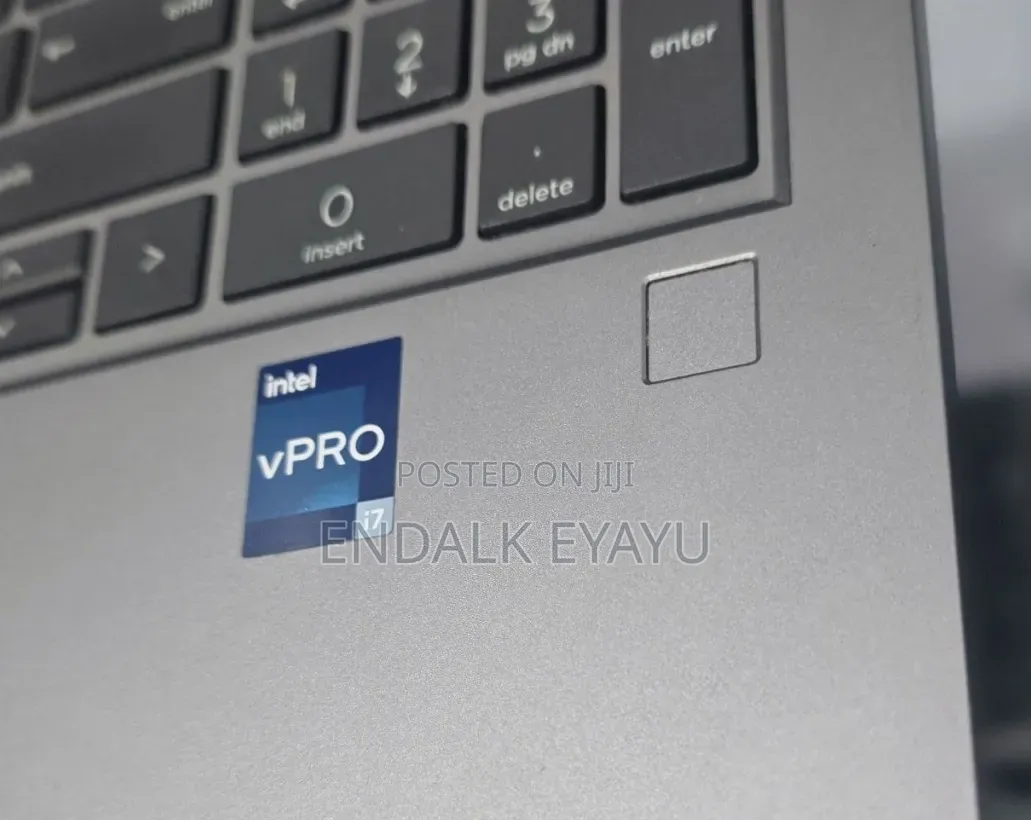 New Laptop HP ZBook 15 16GB Intel Core i7 SSD 512GB