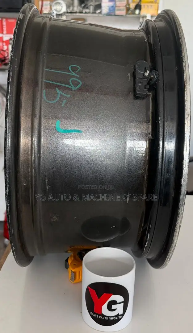 Ford F-150 Lariat Raptor 17" Original Rim With TPMS Bluetooth Sensor