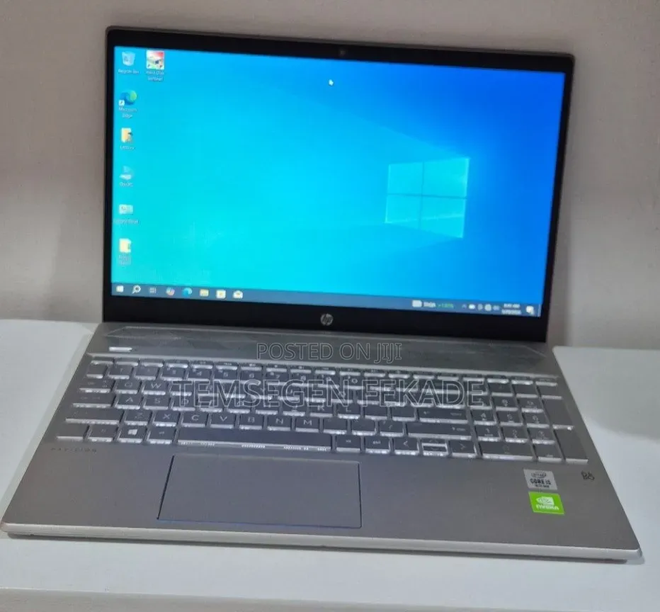 New Laptop HP Pavilion 15 8GB Intel Core i5 SSD 512GB