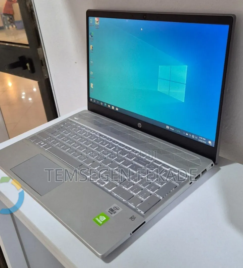New Laptop HP Pavilion 15 8GB Intel Core i5 SSD 512GB