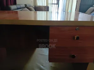 Used 1 Table and 5 Chairs