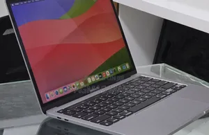 New Laptop Apple MacBook Pro 2020 M1 8GB Apple M1 SSD 512GB