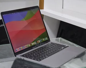 New Laptop Apple MacBook Pro 2020 M1 8GB Apple M1 Pro SSD 512GB
