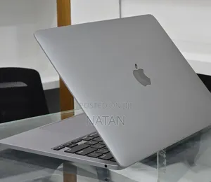 New Laptop Apple MacBook Pro 2020 M1 8GB Apple M1 Pro SSD 512GB