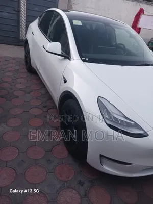 Tesla Model Y 2022 White
