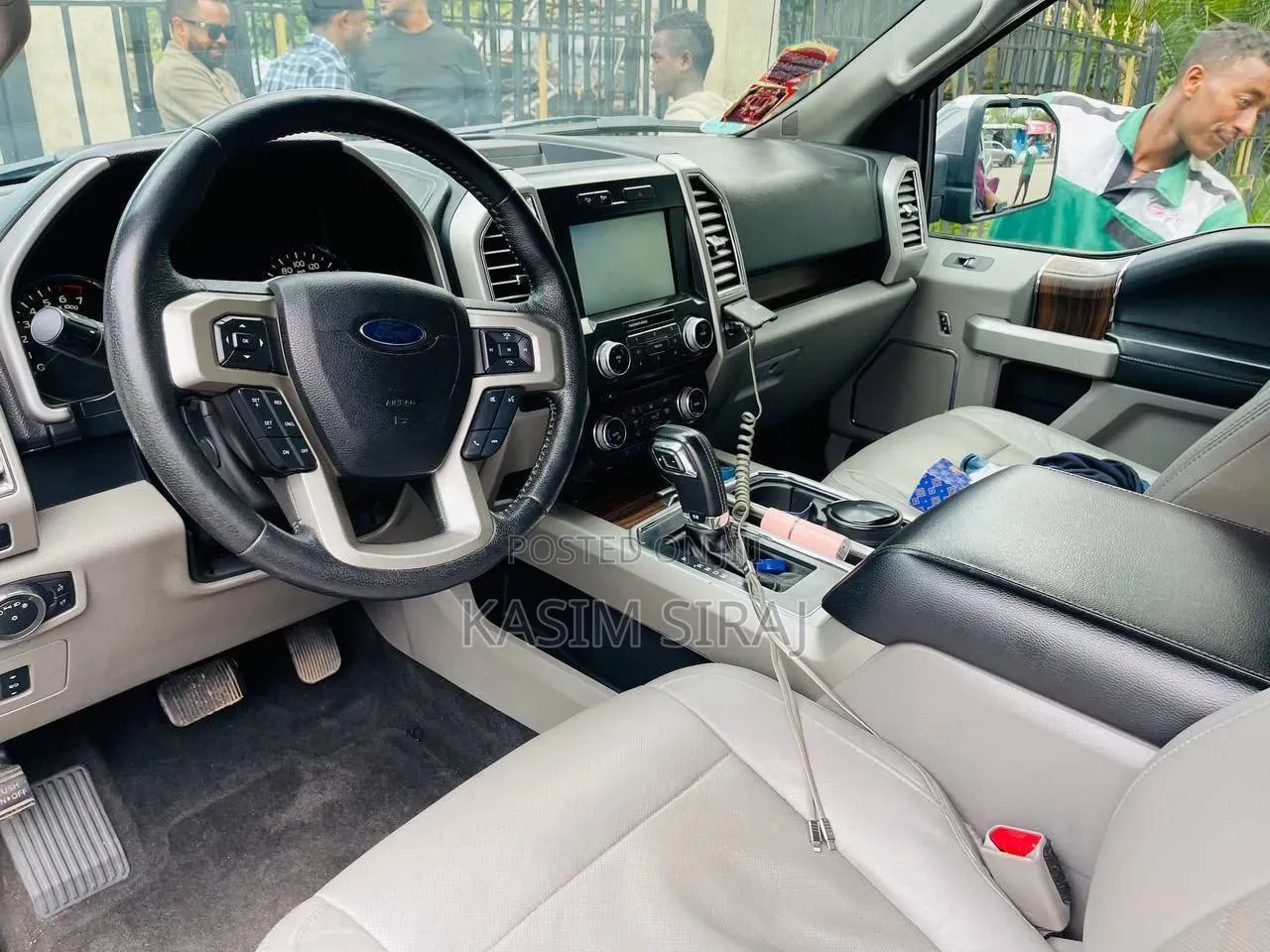 Ford F-150 Lariat 4x2 SuperCab Styleside 6.5 ft. box 145 in. WB 2017