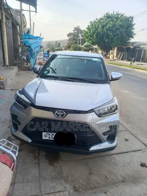 Toyota Raize 1.0 AWD 2022 Silver