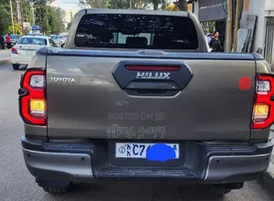 Toyota Hilux Revo Double Cab Deisel 2.4 AWD 2021 Brown