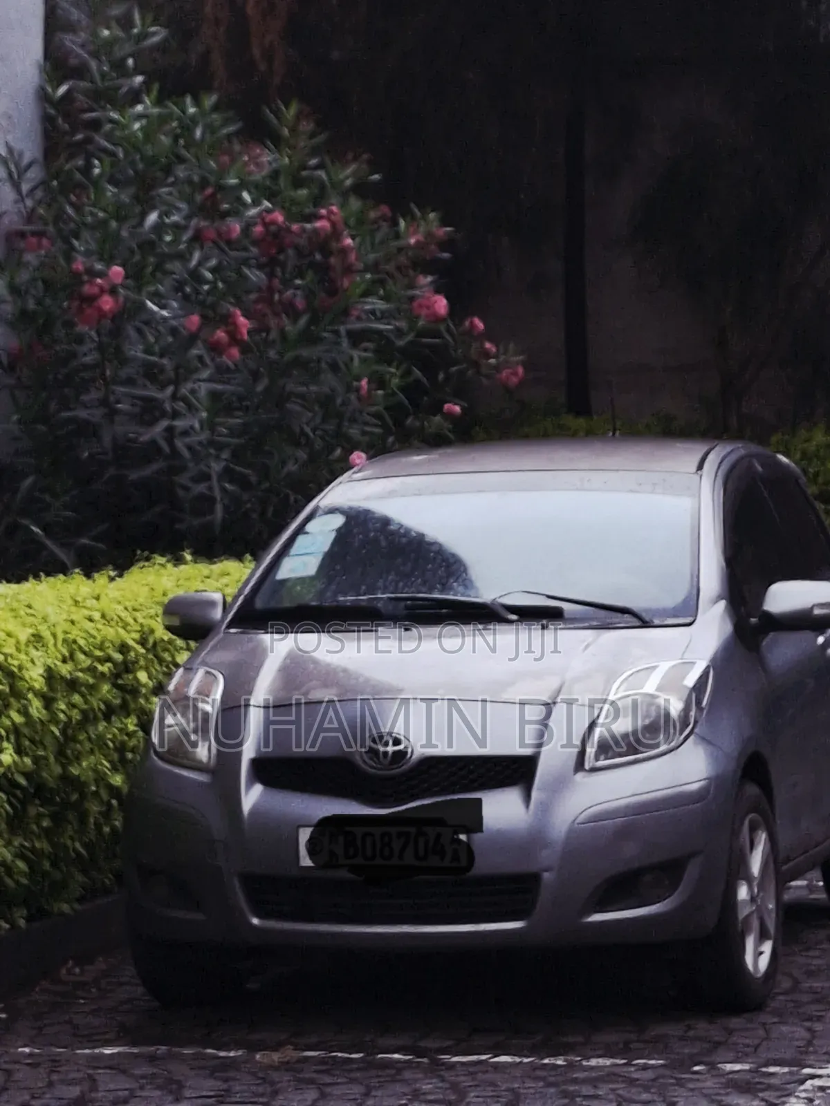 Toyota Yaris 2010 Gray