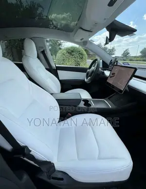 Tesla Model Y 2023 Black