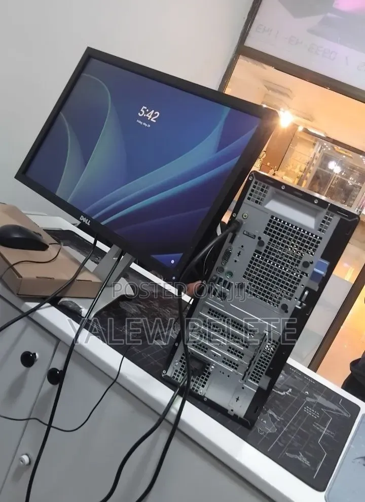 New Desktop Computer Dell Optiplex 7090 8GB Intel Core i7 SSD 1T