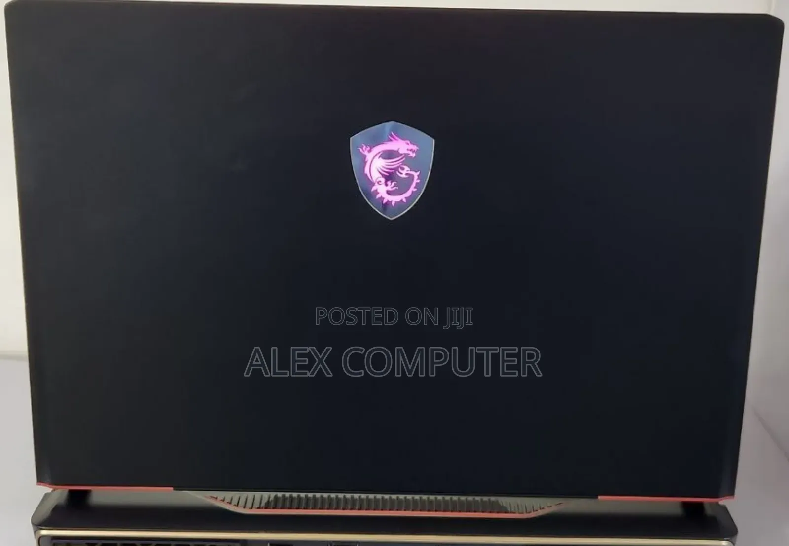 New Laptop MSI Raider GE68HX 13VI-202US 32GB Intel Core i9 SSD 1T
