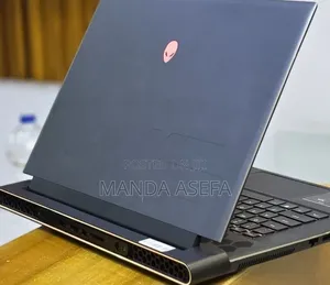 New Laptop Alienware X16 r1 16GB Intel Core i9 SSD 1T