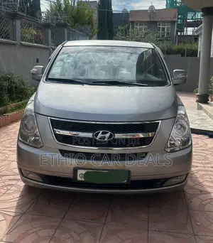 Hyundai Starex 2015 Silver