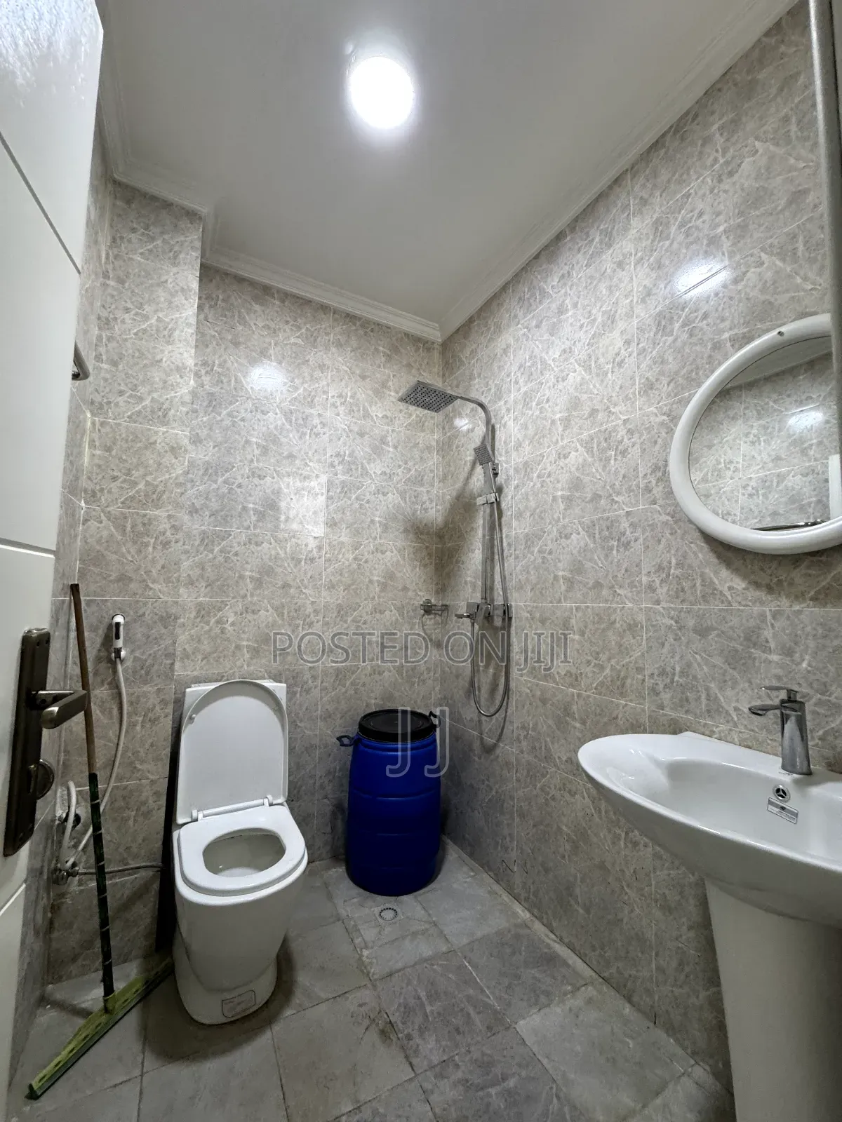 Furnished 2bdrm Apartment in Yeka for rent