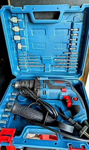 Bosch Drill 710w