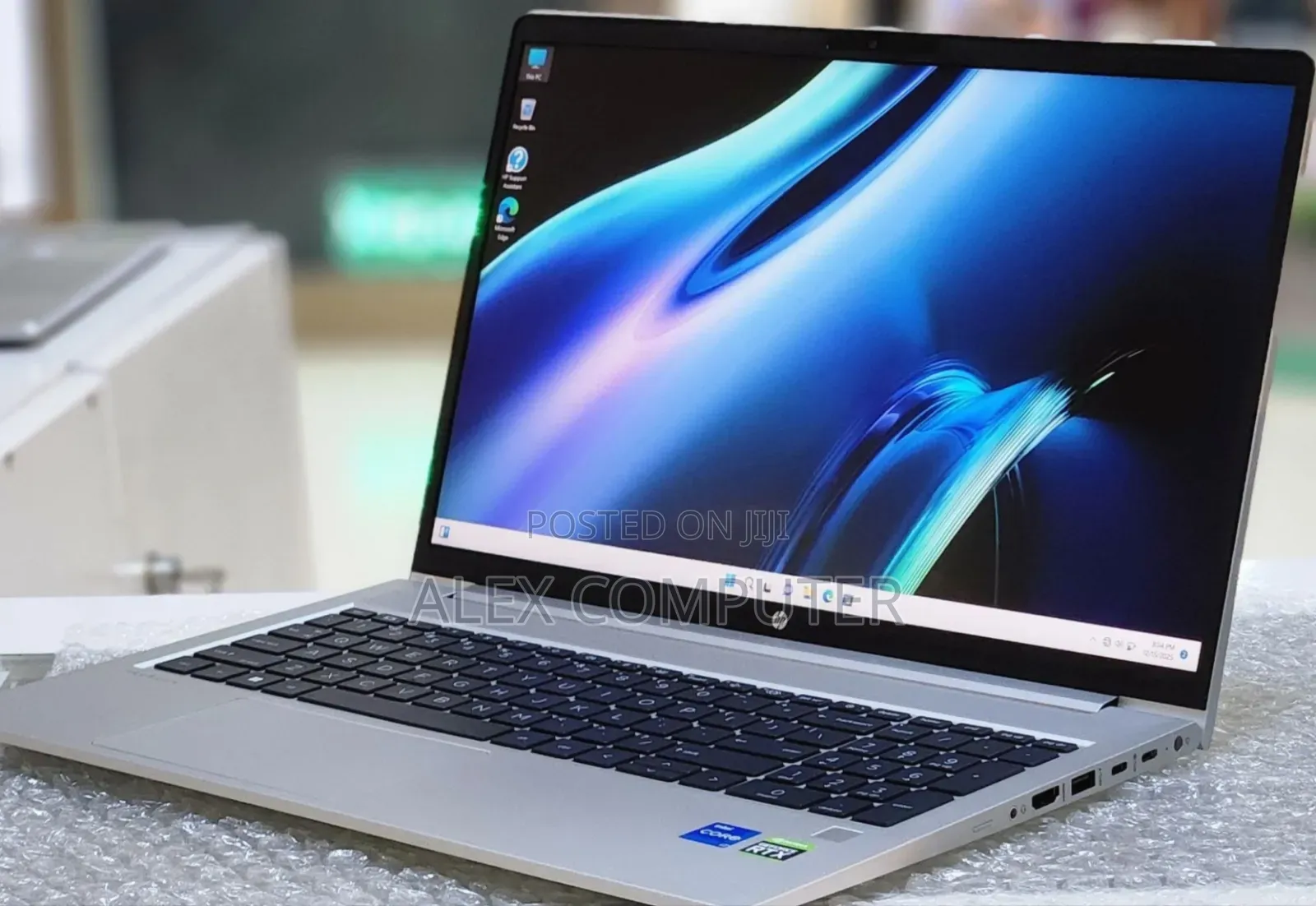 New Laptop HP ProBook 450 G0 16GB Intel Core i7 SSD 1T