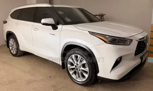 Toyota Highlander Hybrid Limited AWD 2024 White