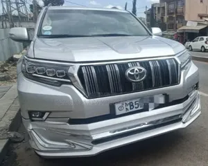 Toyota Land Cruiser Prado 2014 Off white