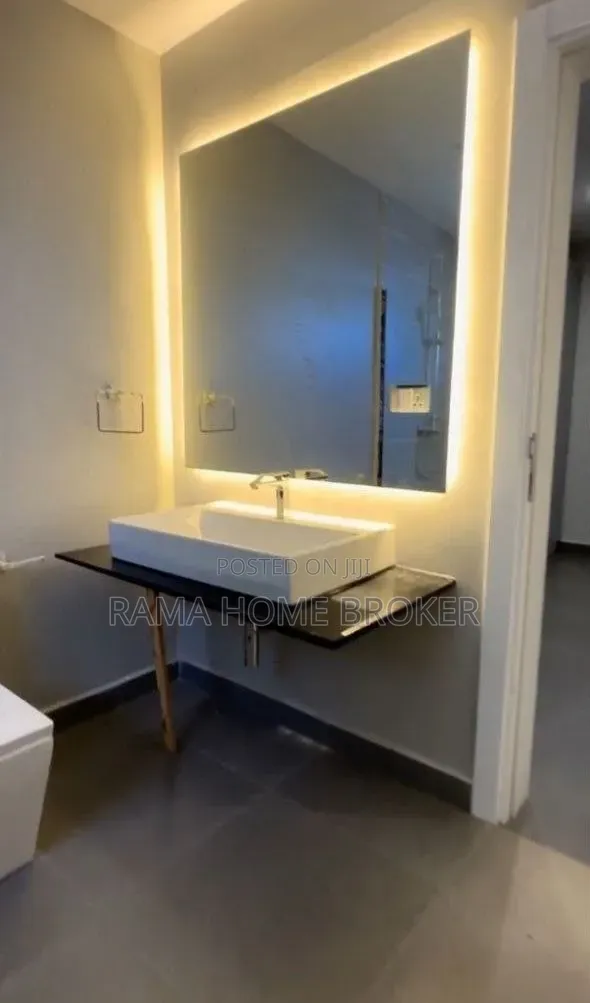 Furnished 4bdrm Apartment in አያት አካባቢ, Yeka for sale